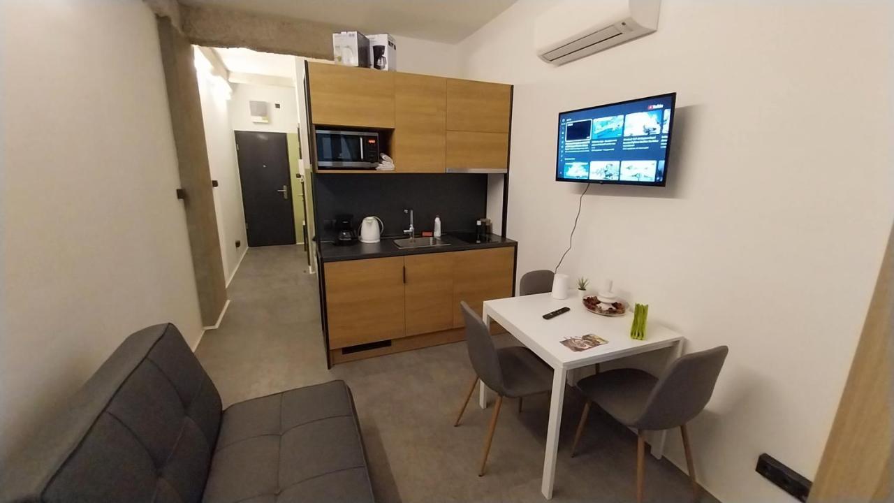 Peaceful Basement Apartment With Terrace & Free Gym Budapeszt Zewnętrze zdjęcie
