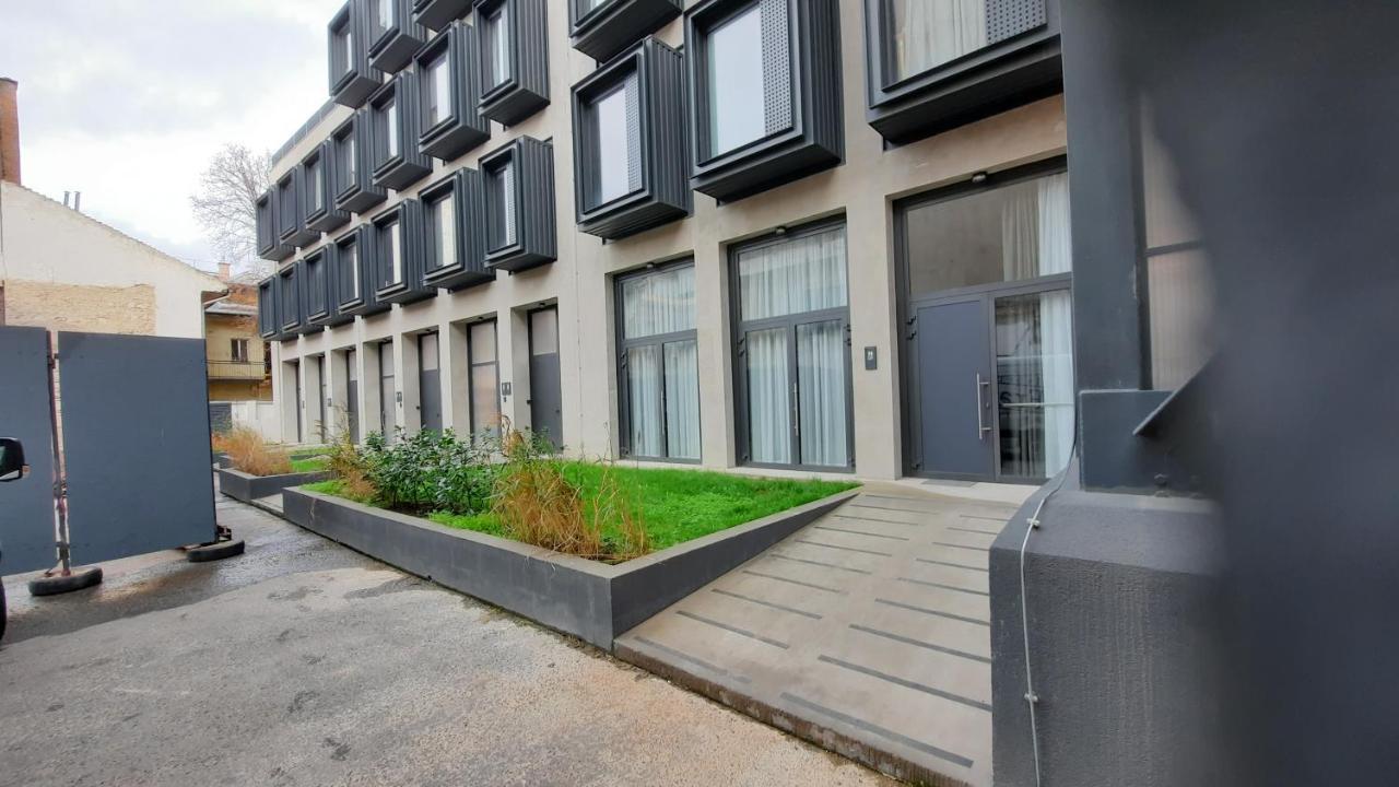 Peaceful Basement Apartment With Terrace & Free Gym Budapeszt Zewnętrze zdjęcie